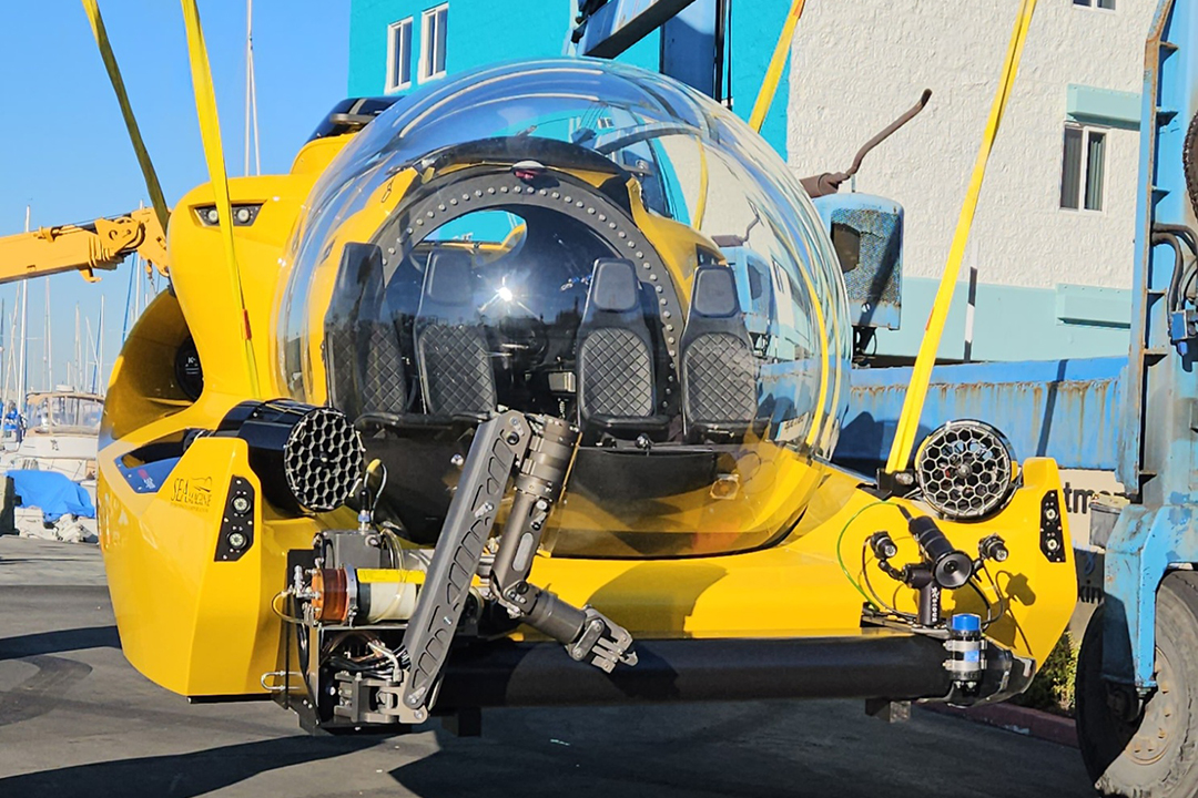SEAmagine Aurora-90 Series 3 to 5 Person Personal Submarine